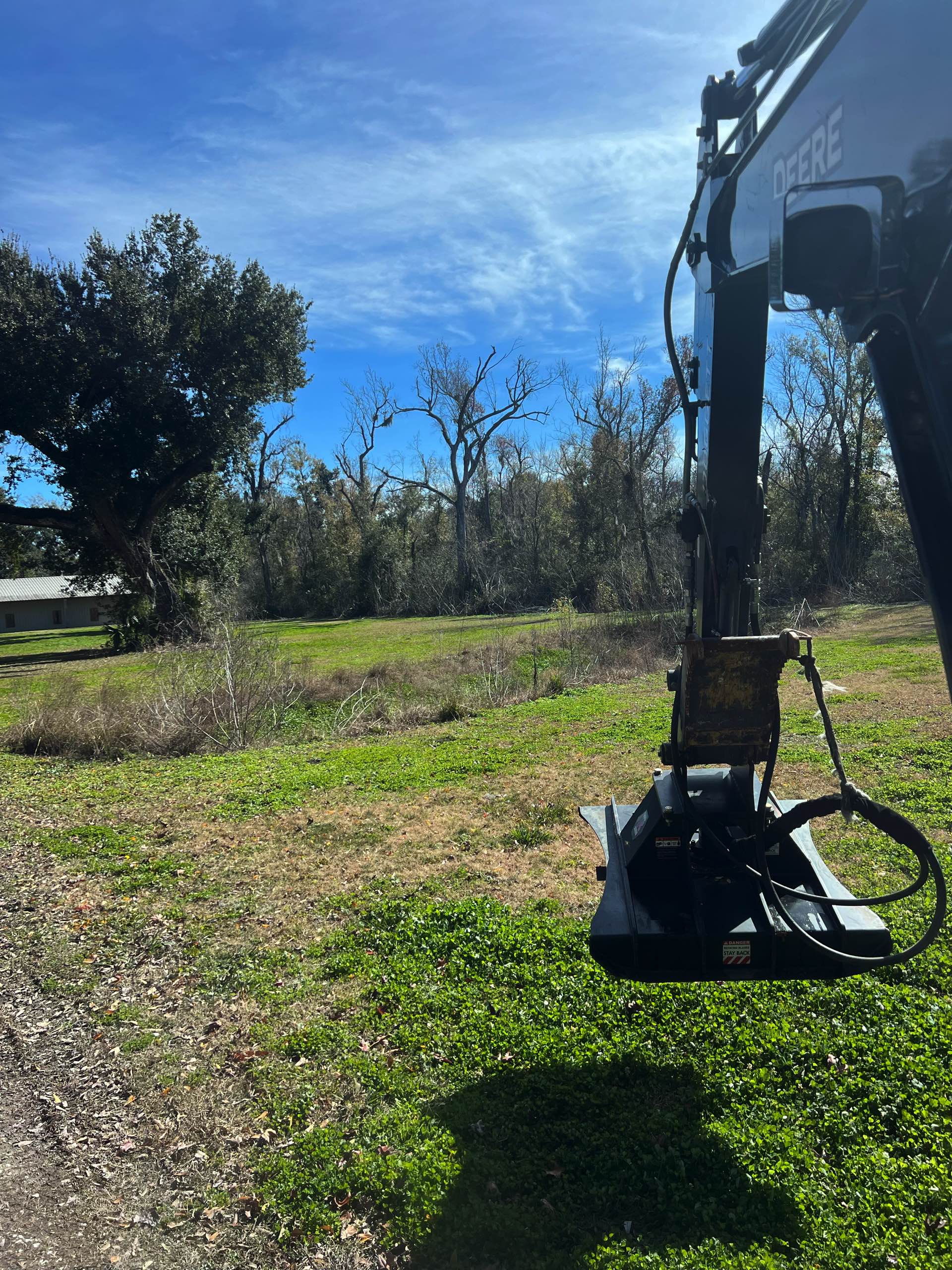 Tree trimming by CX3 — photo 3